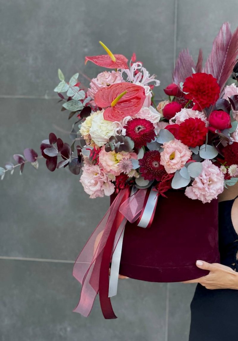 Antalya Red Velvet Kırmızı Gül Kutusu